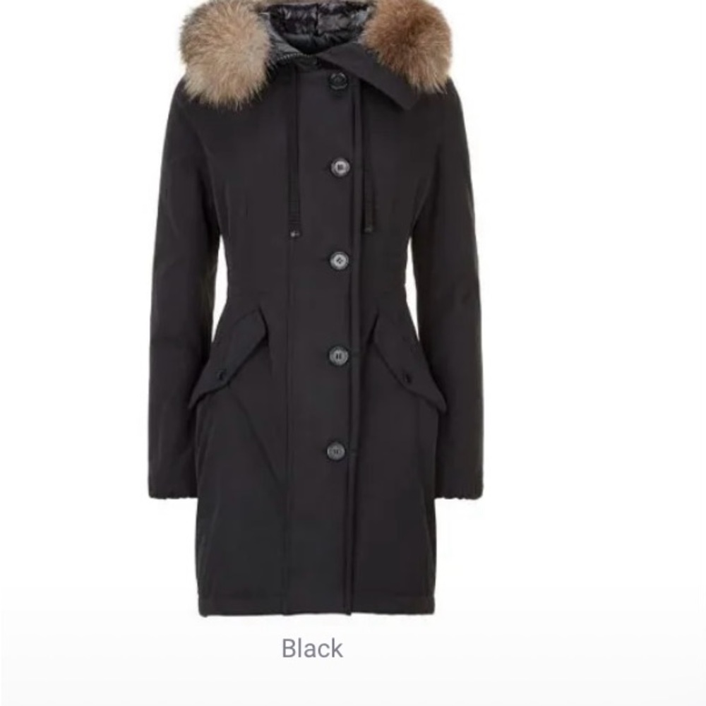 Moncler down jacket size T2 with real fur runs like medium - Picture 10 of 11